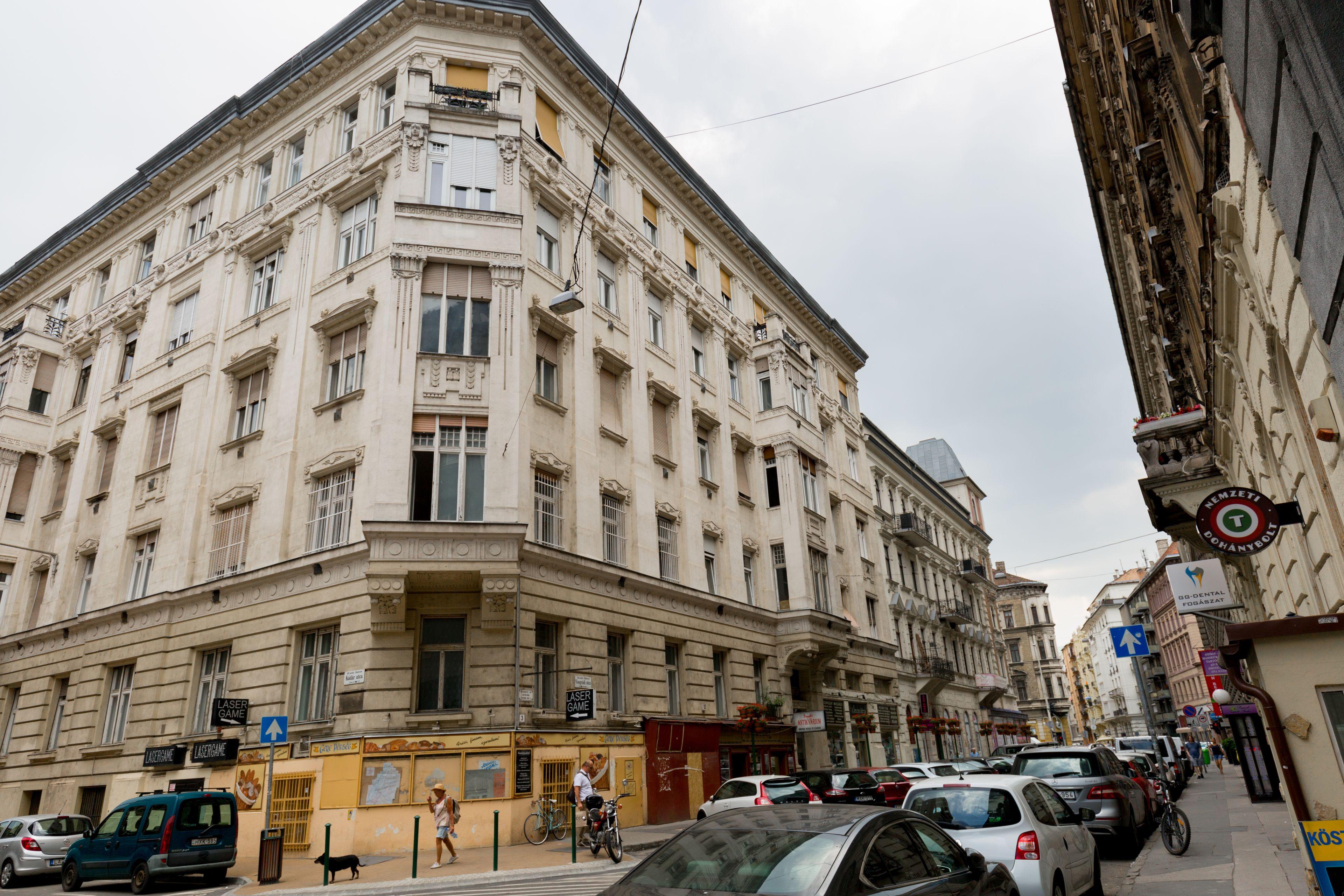 Roland Apartments - Budapest — Photos 2